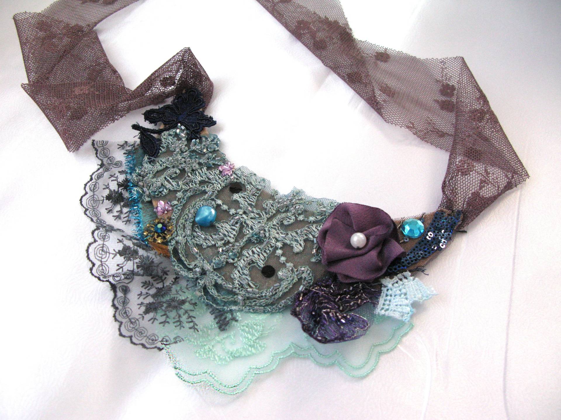 Boho Halskette/Handgemachte Halskette/Kunst Zum Tragen/Collage von RoseJadeBoho