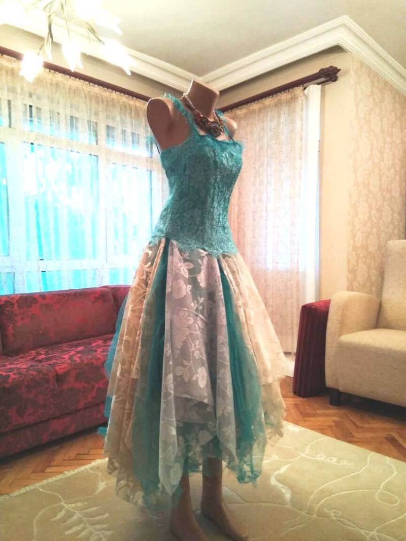 Türkisblaues Upcycling Brautkleid Aus Weicher Merinowolle. Brautjungfer Kleid. Partykleid von RoseJadeBoho