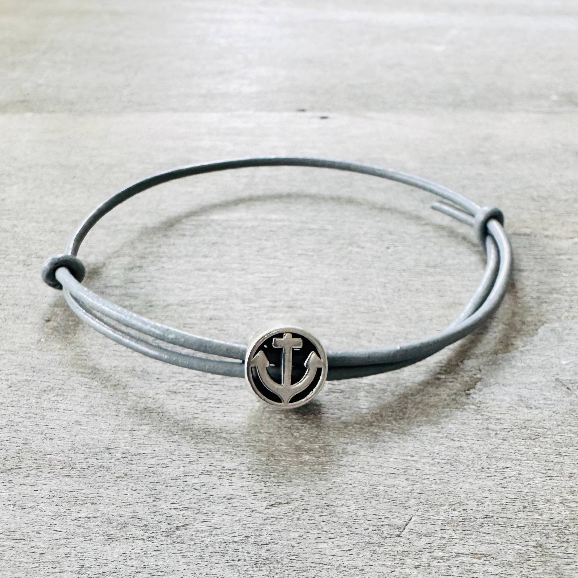 Armband Anker Männer Leder Buchstabe // Männerarmband Ankerperle Personalisiertes Lederarmband von RoseandJack