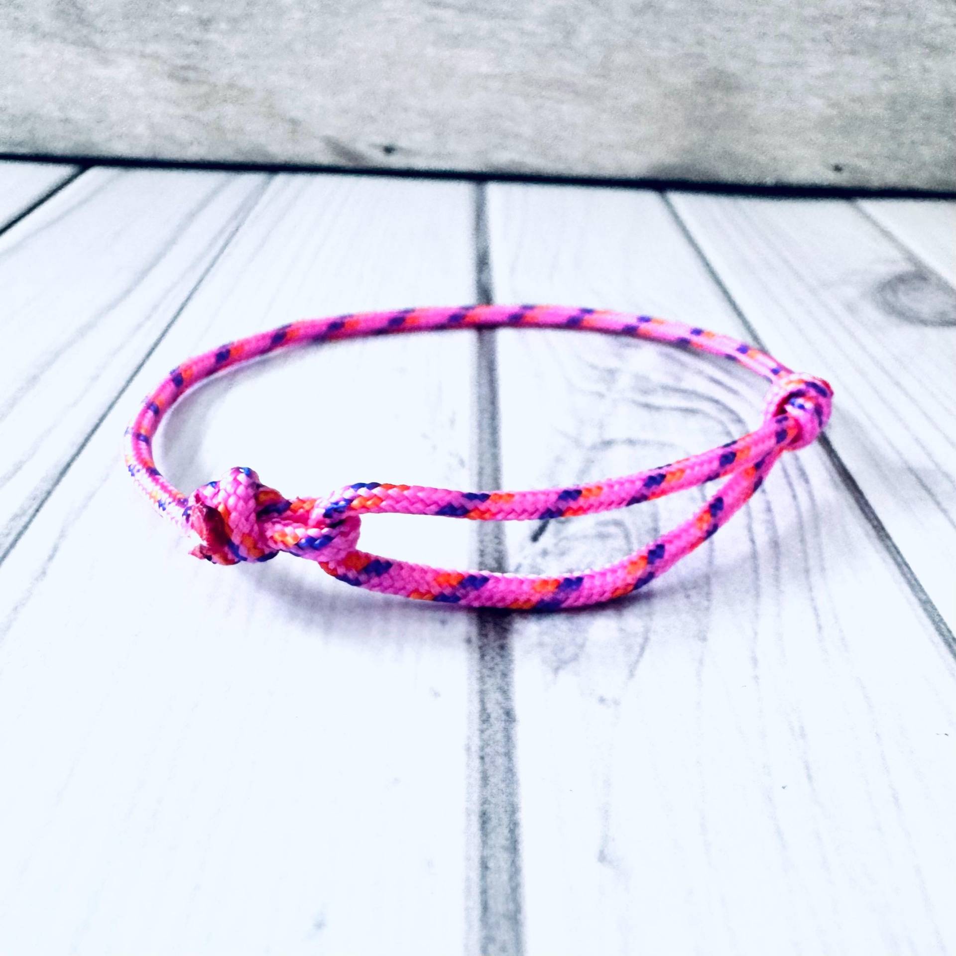 Armband Tau Bunt Surfer Sommer - Surferarmband Accessoire Männer Frauen Kinder Tauarmband Kordelarmband Fußband von RoseandJack