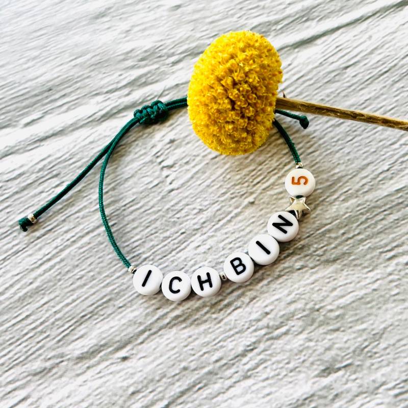 Kinderarmband Geburtstag // Armband Ich Bin Geburtstagsgeschenk von RoseandJack