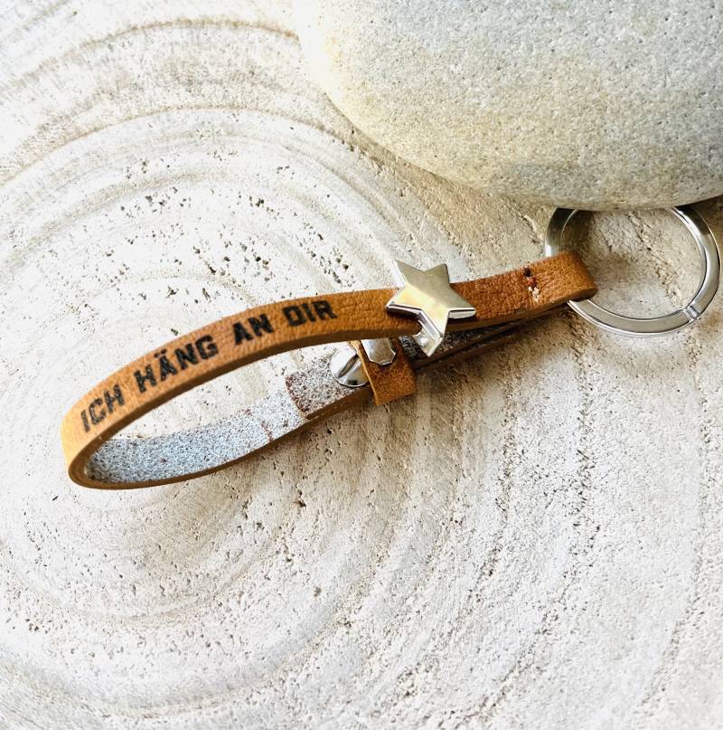 Schlüsselanhänger - Stern Leder Ich Häng An Dir von RoseandJack