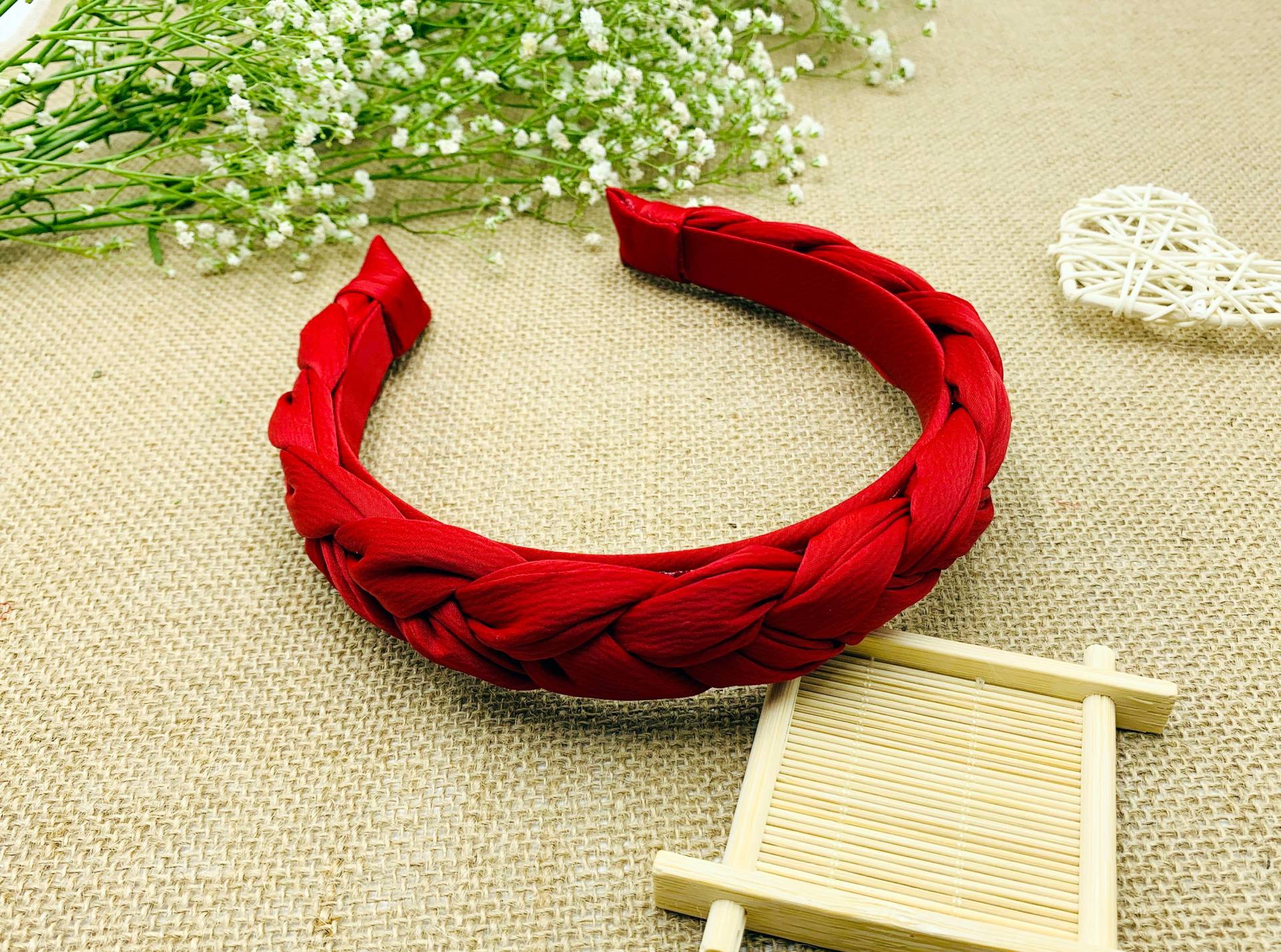 Roter Satin Geflochtenes Stirnband, Stilvolles Mode Haarband, Boho Chiffon Matador Stirnbänder Für Frauen von Roselingling