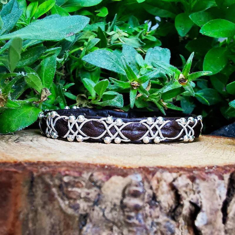 Armband Aus Rentierleder Armband Aus Rentierleder von Rosenkehlchen