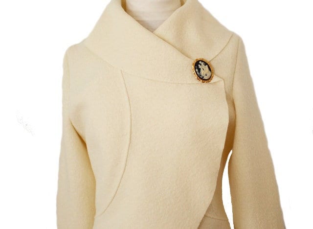 Bolerowolljacke Damen Aus Wollwalk Brautjacke Creme Gr.xs-xl Nach Maß von RosenrotMode