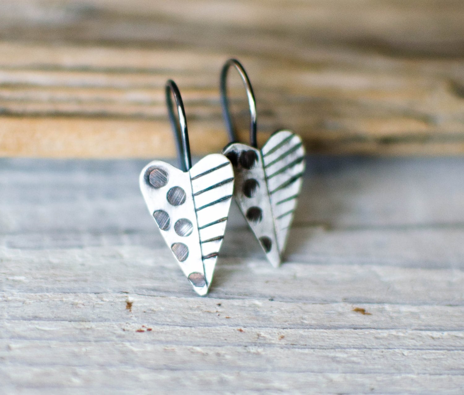 Ohrring Aus Massivem Silber, 925, Auf Bestellung Herz, Zart, Minimalistisch, Mattes Süße Natur Ohrring Aus Massivem Silber, 925, Auf Bestellung Herz, Zart, Minimalistisch, Mattes Süße Natur von Rosepoudre