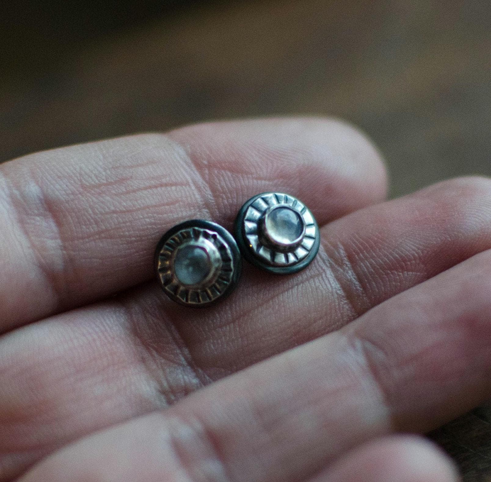 Ohrstecker Aus Massivem Silber, Mondstein, Grafisch, Minimalistisch, Schwarz-Weiß, Ethnisch, Boho Ohrstecker Aus Massivem Silber, Mondstein, Grafisch, Minimalistisch, Schwarz-Weiß, Ethnisch, Boho von Rosepoudre