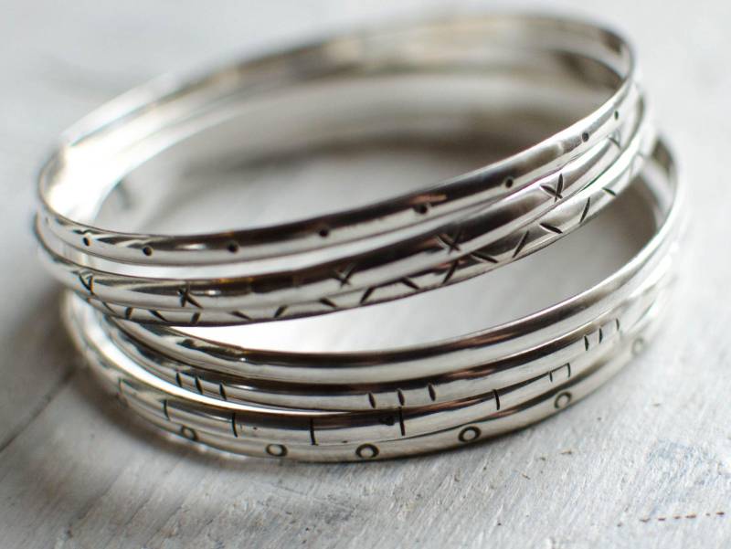 Silber Armreif, Massiver 3 Mm, Linie, Punkt, Schlicht, Zeitlos, Ethnisch, Minimalistisch Silber Armreif, Massiver 3 Mm, Linie, Punkt, Schlicht, Zeitlos, Ethnisch, Minimalistisch von Rosepoudre