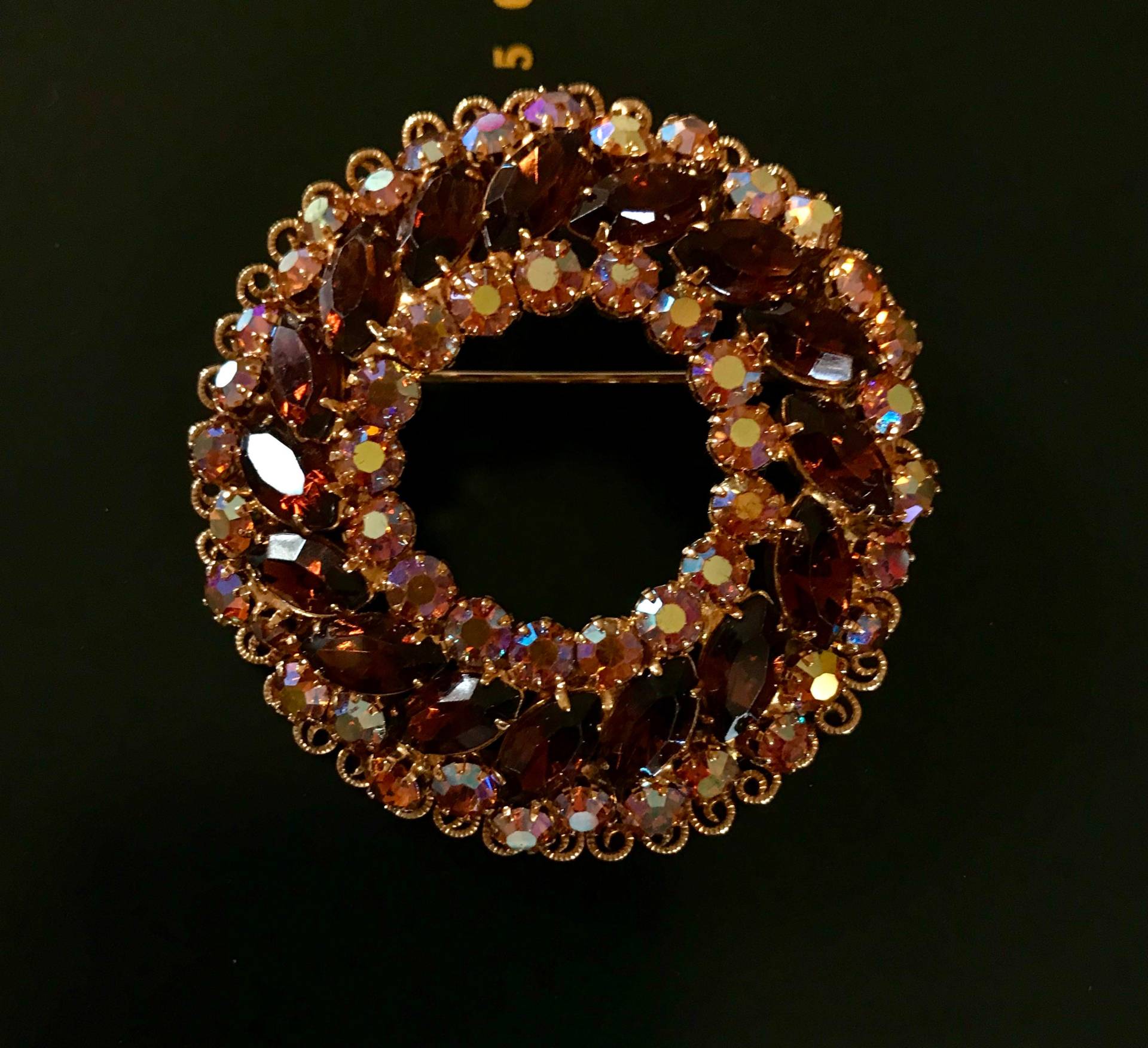 Juliana Kranz Brosche D&e Bestätigt Mink Ab Strass Gold Metall 2" Vintage 1960Er Jahre Juliana Kranz Brosche D&e Bestätigt Mink Ab Strass Gold Metall 2" Vintage 1960Er Jahre von RosesAllure