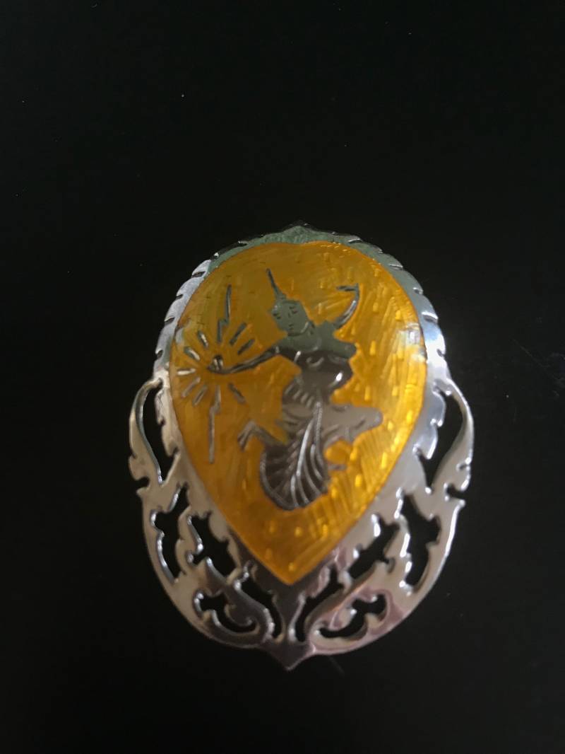 Schöne Gelbe Emaille Brosche Siam, Emaille, Göttin, Signiert Alte Sterling 1940Er Jahre von RosesAllure