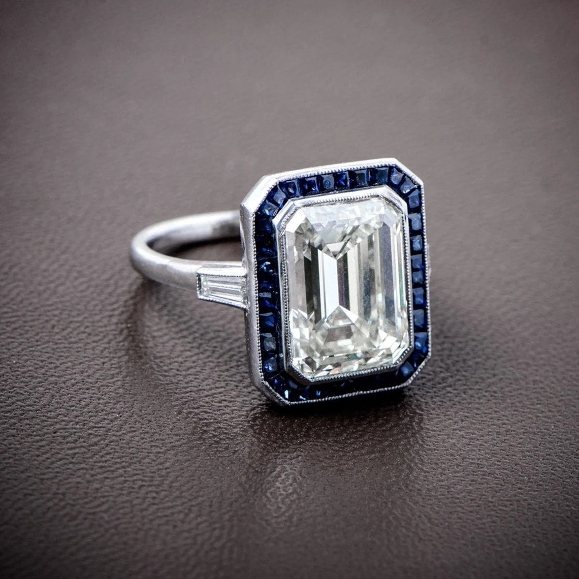 Art Deco Vintage Halo Verlobungsring/Ehering, Sterlingsilberring, Blauer Diamantring, Außergewöhnlicher Ring Bemerkenswerter Ring, Antiker von Rosewinejewel