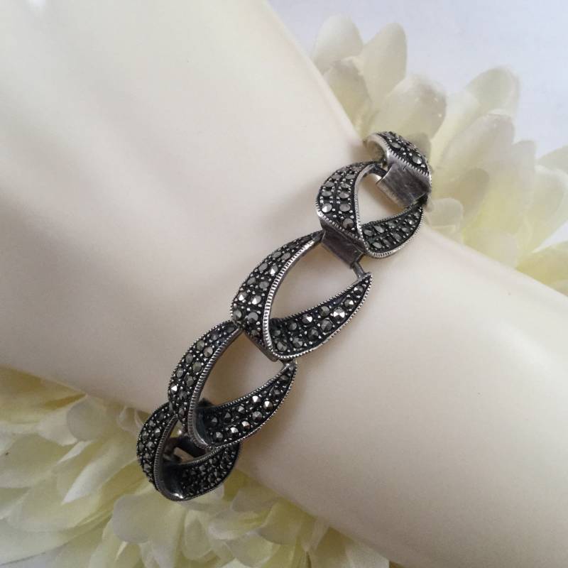 Antik Vintage Schmuck Sterling Silber Armband Markasiten Art Deco Kleid 25 Gramm 19 cm Lang Antik Vintage Schmuck Sterling Silber Armband Markasiten Art Deco Kleid 25 Gramm 19 cm Lang von Roseworthysvintage