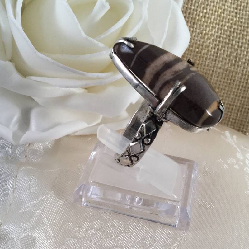 Vintage-Schmuck Silber Retro Modernist Ring Mit Agate Mod Schmuckgröße R Vintage-Schmuck Silber Retro Modernist Ring Mit Agate Mod Schmuckgröße R von Roseworthysvintage