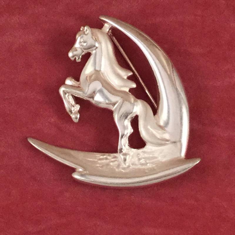 Vintage Schmuck Sterling Silber Pferd Brosche Pin Pony Pferde Für Kleid Schal Mantel Oder Hut Antiker Art-Deco-Kleid Vintage Schmuck Sterling Silber Pferd Brosche Pin Pony Pferde Für Kleid Schal Mantel Oder Hut Antiker Art-Deco-Kleid von Roseworthysvintage