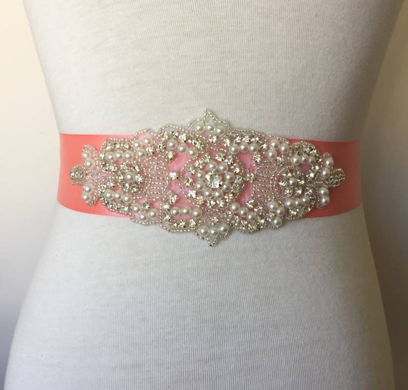 Koralle Schärpe-Koralle Gürtel-Braut Schärpe-Braut Schärpe-Hochzeitskleid Schärpe-strass Gürtel-Prom Schärpe-Prom Gürtel-Satin Band von RoseybloomBoutique