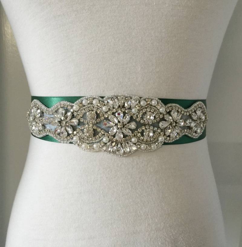 Smaragd Grüne Schärpe-Grüne Gürtel-Braut Schärpe-Kristall Schärpe-Hochzeit Gürtel-strass Schärpe-Braut Gürtel-Hochzeit Schärpe-Perlen von RoseybloomBoutique