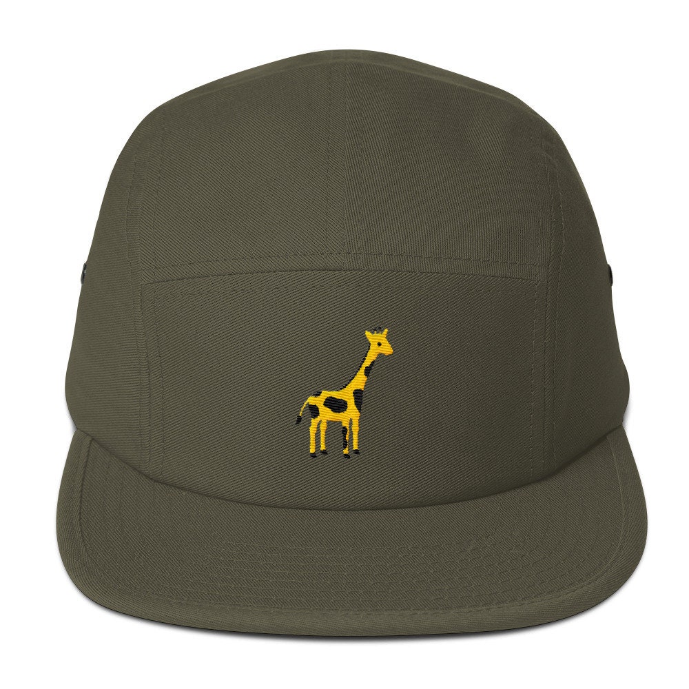 5 Panel Camper Cap Schirmmütze Mit Bestickter Giraffe von RosiFeist