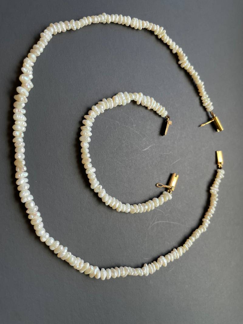 Barockes Reisperlen Collier & Armband Set Designed in Hyderabad. 4-6 Mm Große Reis-Perle von RosieCornerTreasures
