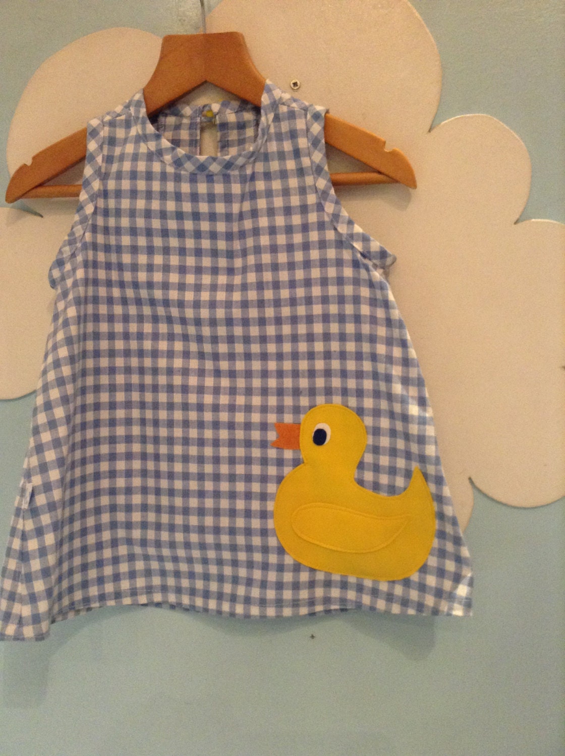 Ente Pinafore Kleid - Quack Ente Pinafore Kleid - Quack von RosieLifeLondon