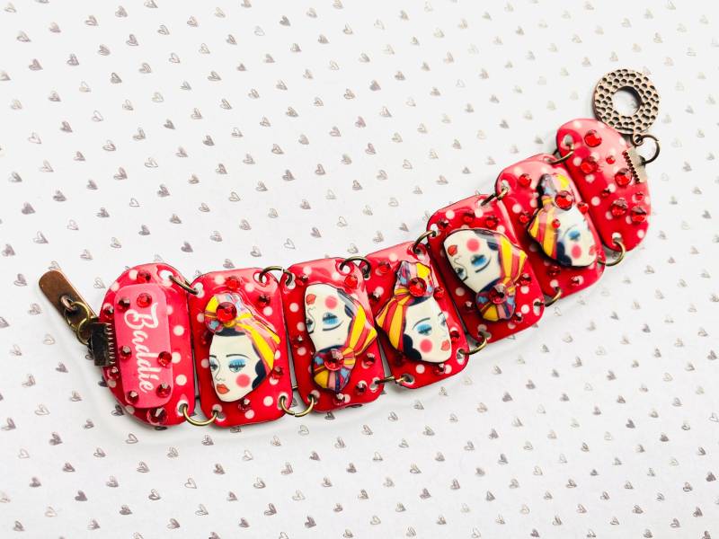 Kitsch Polkadot Armband Im 50Er Jahre Rockabilly Stil Kitsch Polkadot Armband Im 50Er Jahre Rockabilly Stil von RosieRoseParker