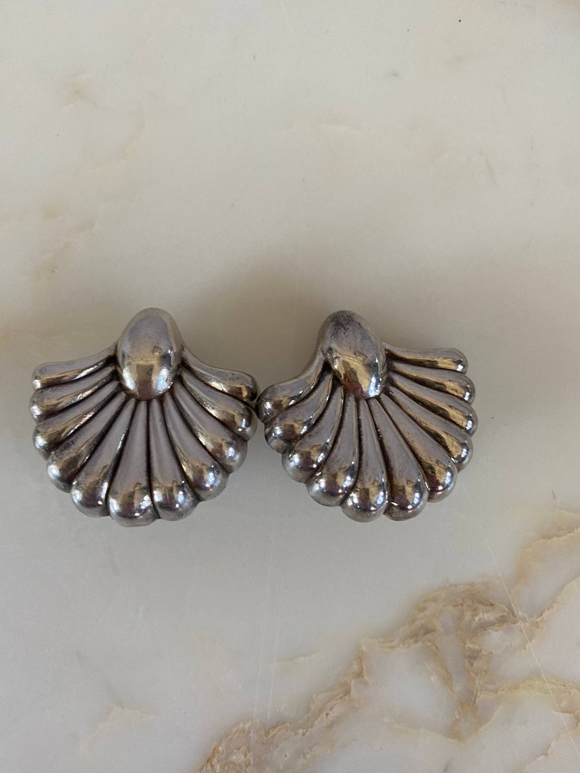 Vintage Sterling Silber 925 Fächer Ohrclips Um 1980 Vintage Sterling Silber 925 Fächer Ohrclips Um 1980 von RosiesArmoireUS