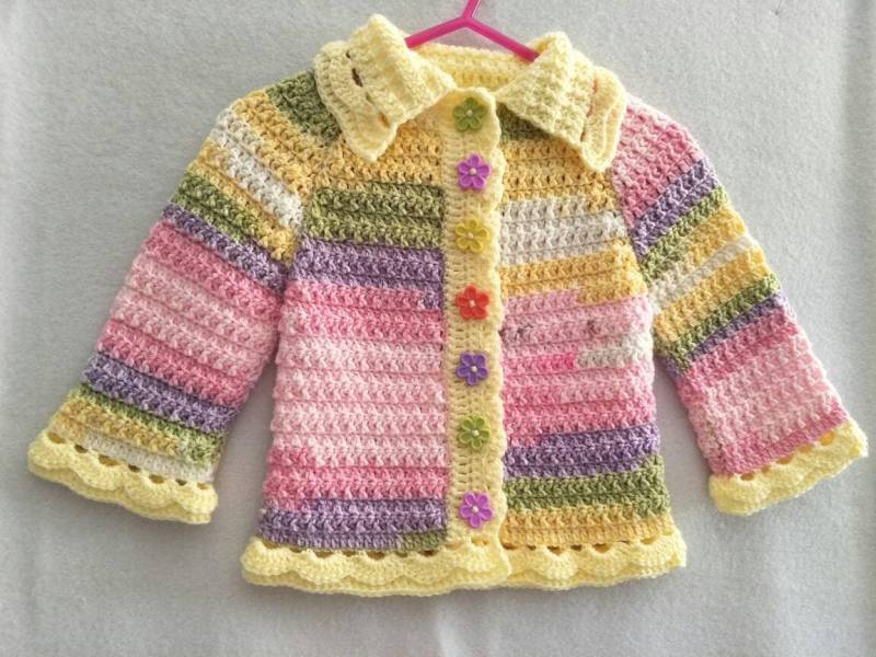 Pullover Und Passenden Blumenhut von RosiesBabyCrochet