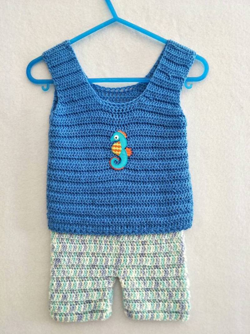 Süße Kleine Blaue Seepferdchen Shorts Und Top-Set von RosiesBabyCrochet