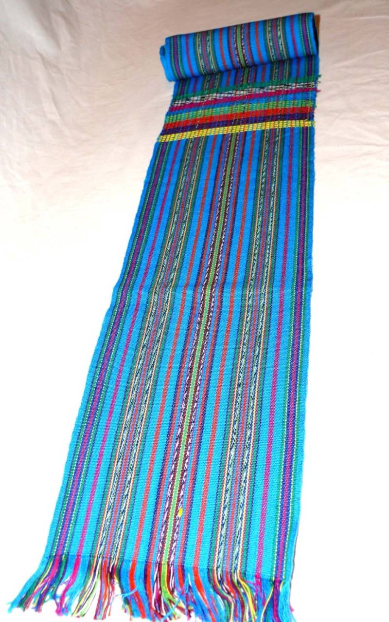 Brandneue Vintage Mehrfarbige Thai Handgewebte Schärpe Brandneue Vintage Mehrfarbige Thai Handgewebte Schärpe von RosiesLeather