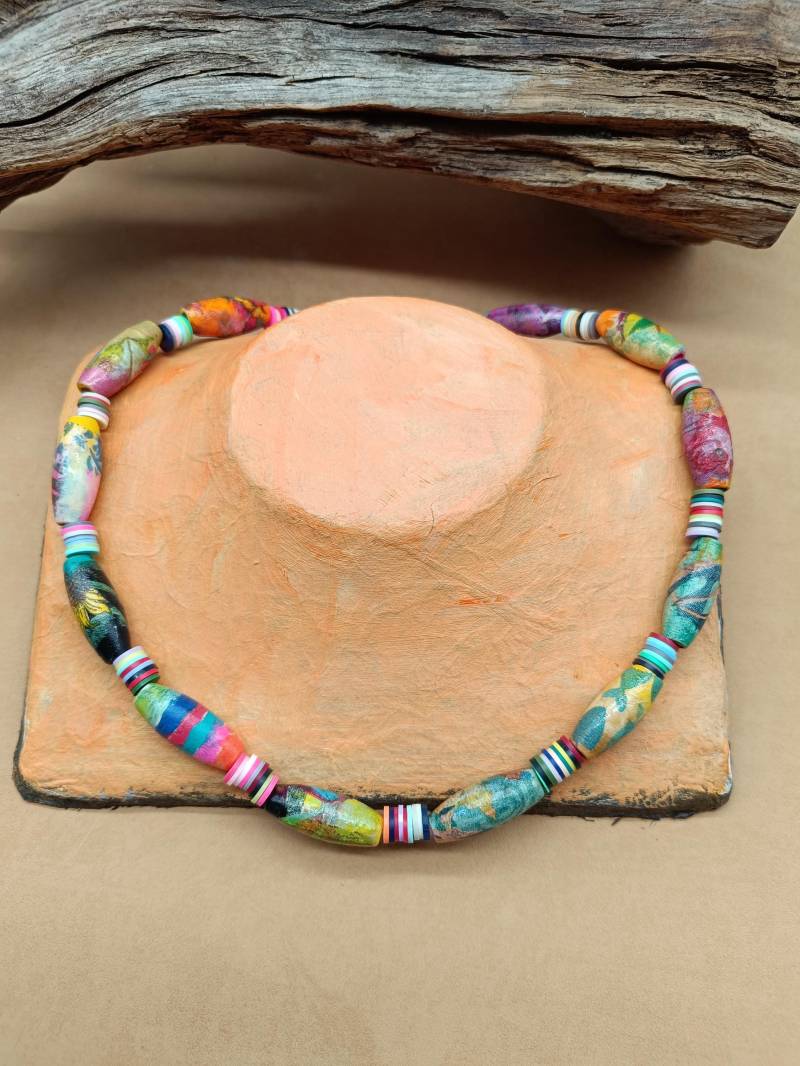 Bunte Halskette, Farbenfrohe Halskette, Bunter Schmuck, Schmuck Frauen, Schmuck Männer, Besondere Halskette Magnetverschluss Bunte Halskette, Farbenfrohe Halskette, Bunter Schmuck, Schmuck Frauen, Schmuck Männer, Besondere Halskette Magnetverschluss von RosisDream