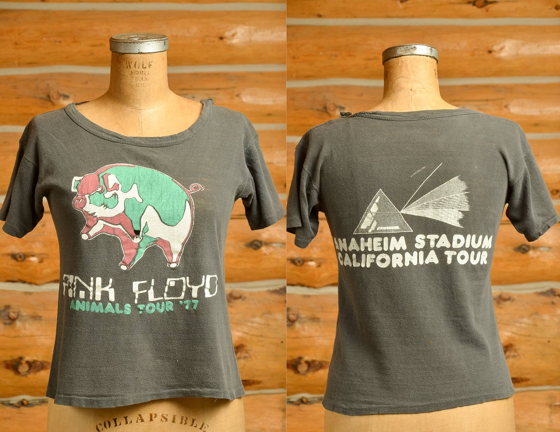 1977 Pink Floyd Animals Tour Anaheim California Distressed Black Cotton T-Shirt von RoslynTrading