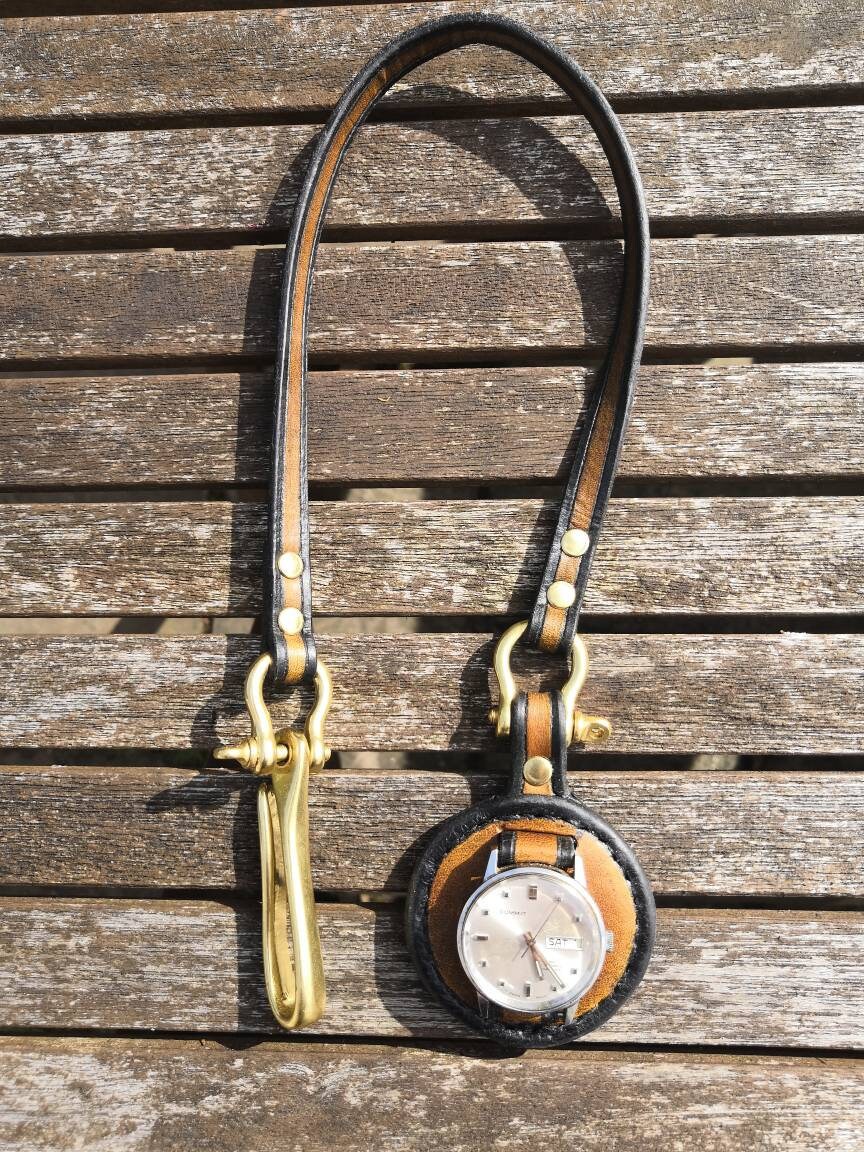 Lederarmbanduhr Sattel Lederarmbanduhr Sattel von RossLeatherandWood