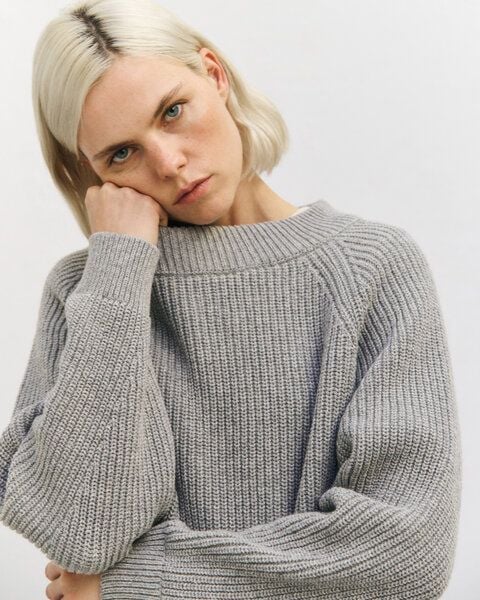 Rotholz Kurzer Strickpullover Recycelte Wolle Rotholz Kurzer Strickpullover Recycelte Wolle von Rotholz