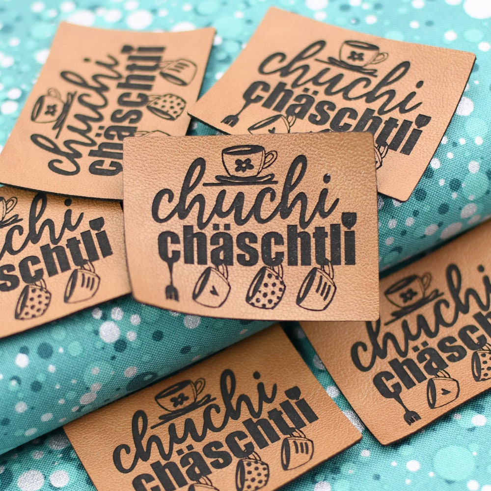 Label Aufnäher Kunstleder Chuchichäschtli Label Aufnäher Kunstleder Chuchichäschtli von Rotkaehlchen