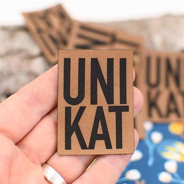 Label Aufnäher Kunstleder Unikat von Rotkaehlchen