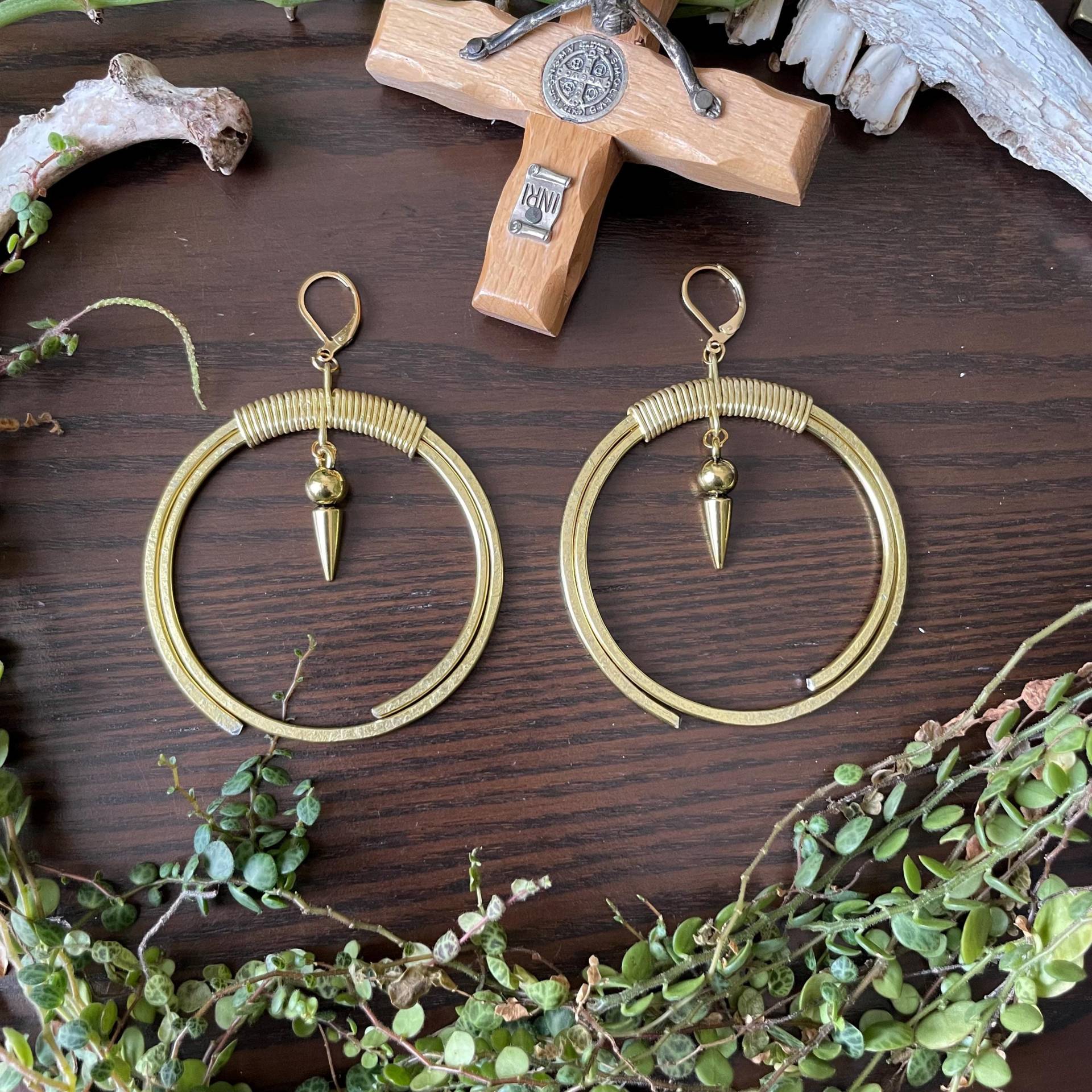 Gold Hoops von RottenDecayJewellery