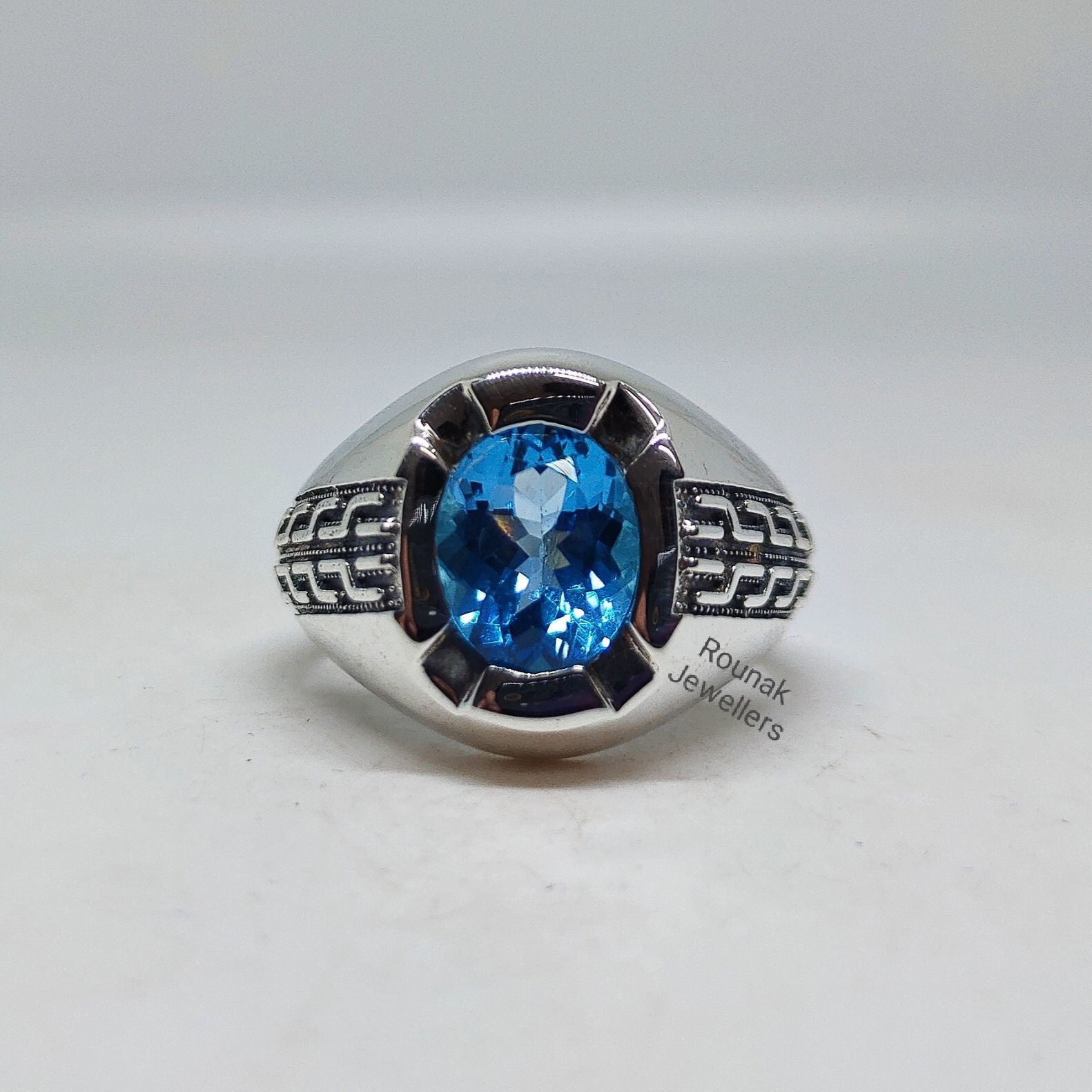 Blauer Topas Ring, Vintage Style Herrenring, Edelsteinring 925 Sterling Silber, Herrenring Siegelring, Geschenk Für Ihn von RounakJewellers