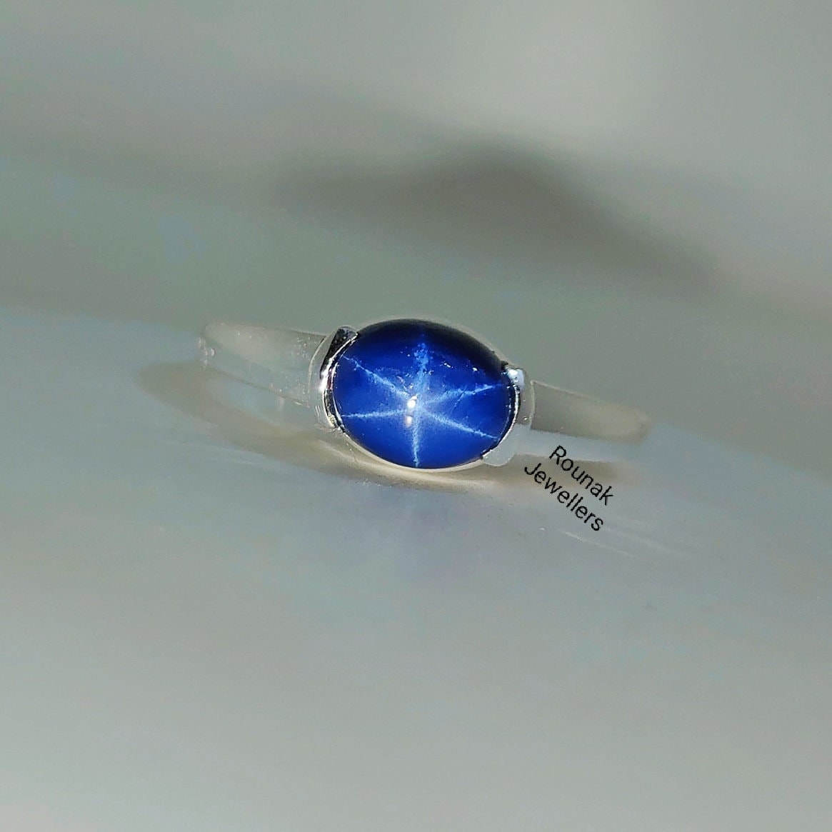 Dainty Lab Blue Star Saphir Ringe, Handgemachter Ring, 925 Sterling Silber, Weihnachtsringe, Mädchen Oder Frauen Geburtstagsgeschenk, Jubiläum von RounakJewellers