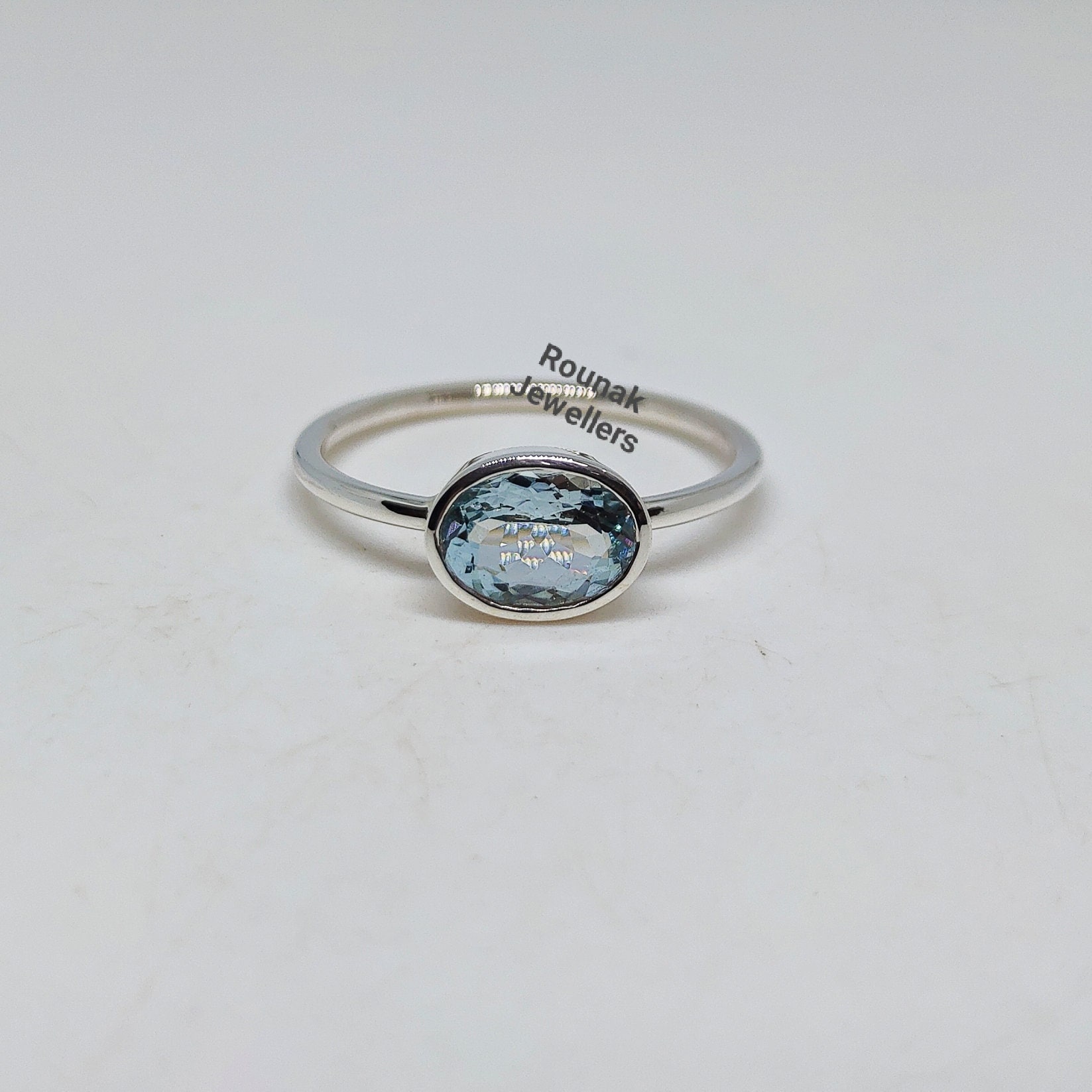 Echter Aquamarin Ring, Versprechen Minimalist März Birthstone 925 Sterling Silber, Zierlicher Geschenk Für Sie von RounakJewellers