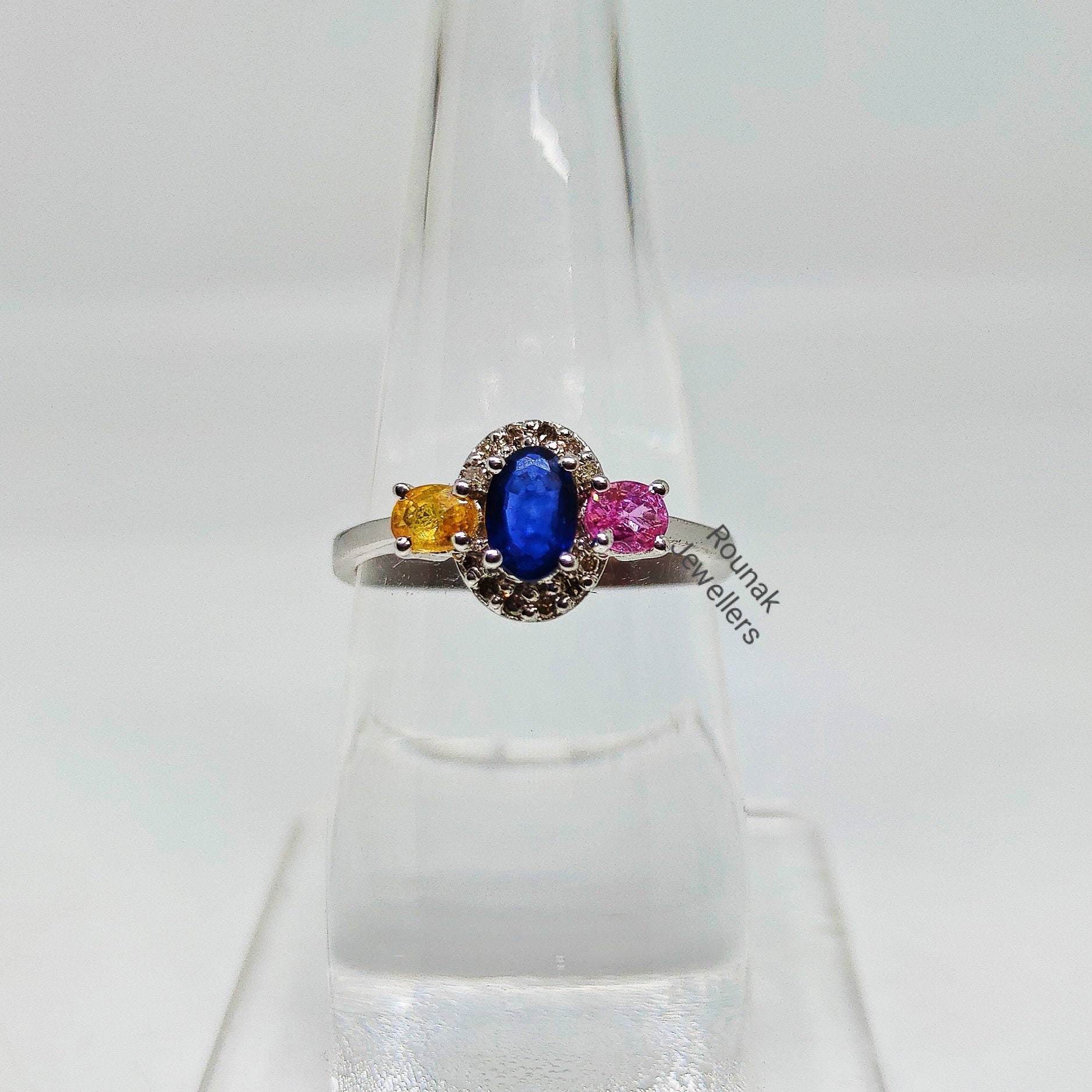 Einzigartiger Multi Saphir Ring, Verlobungsring, Natürlicher Zierlicher Versprechensring, 925 Silber Stapelbarer Geschenk Für Sie von RounakJewellers