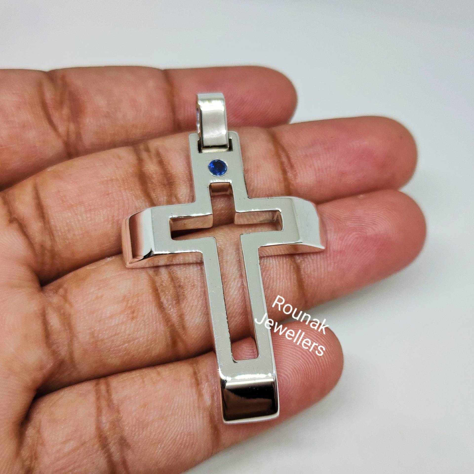 Massives 925 Sterling Silber Kreuz Pendent, Blauer Saphir Großes Handgemachter Schmuck, Konfirmation Geschenk, Geschenk Pendent All von RounakJewellers