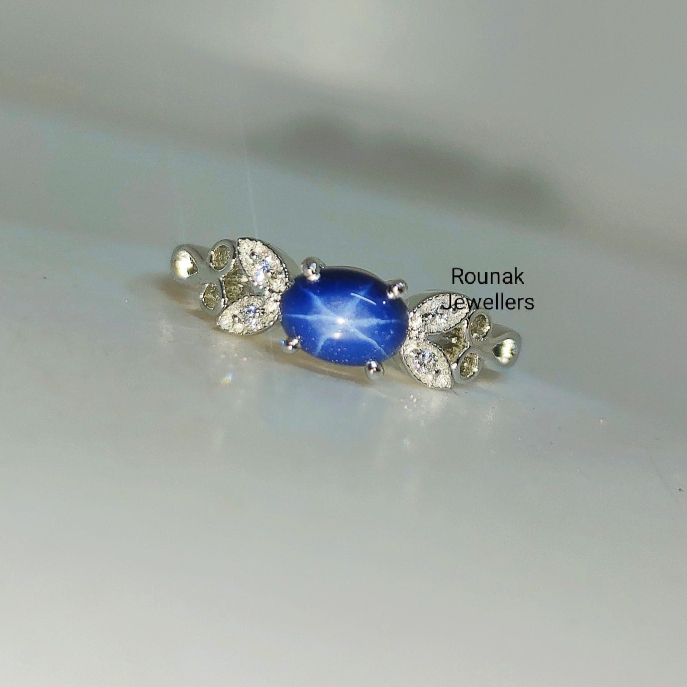 Vintage Blauer Stern Saphir Ring, Kornblume 925 Sterling Silber, Lindy Versprechen Frauen Geschenk Ring von RounakJewellers