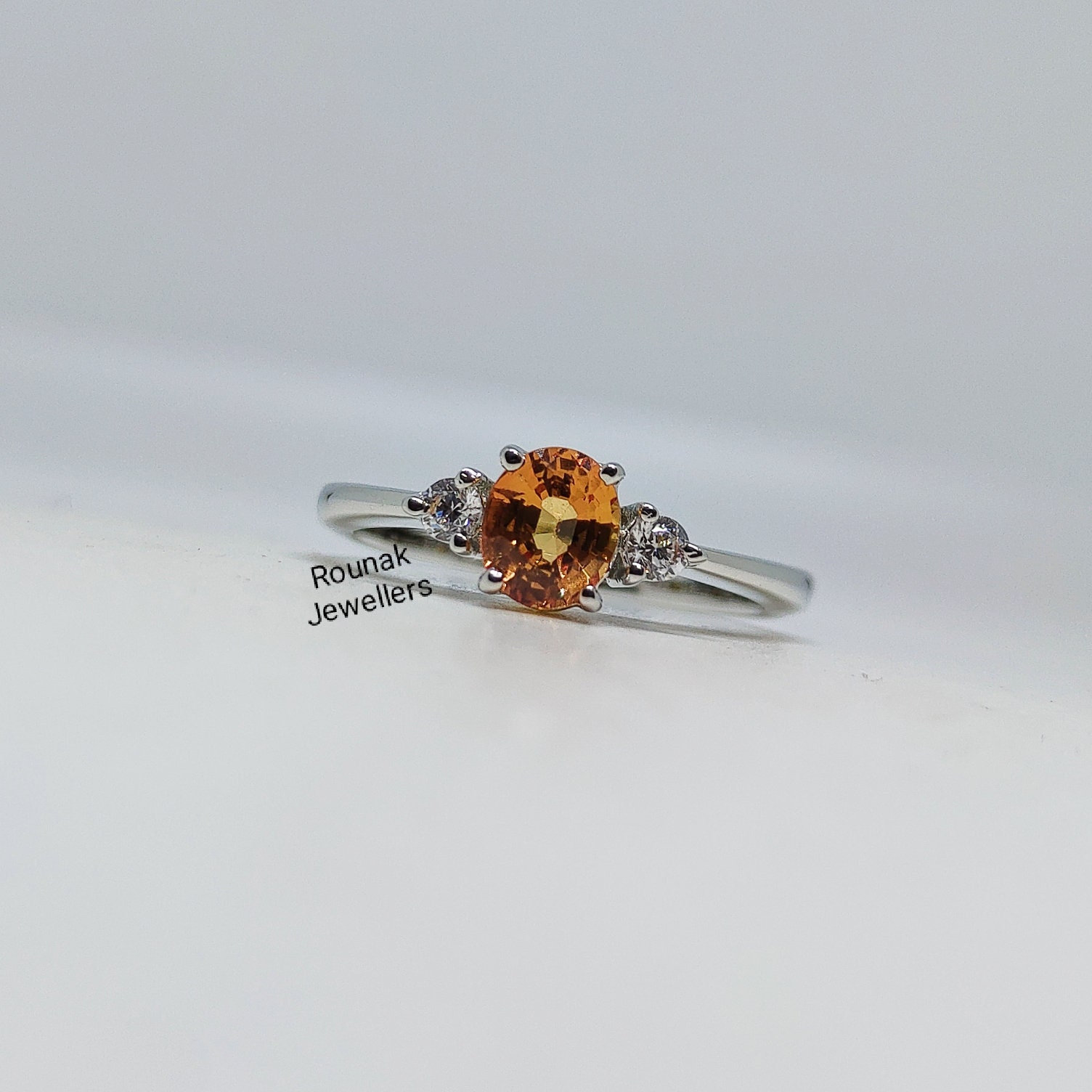 Vintage Orange Saphir Ring, Versprechen 925 Sterling Silber, Natürlicher Minimalist Birthstone Geschenk Für Frauen von RounakJewellers
