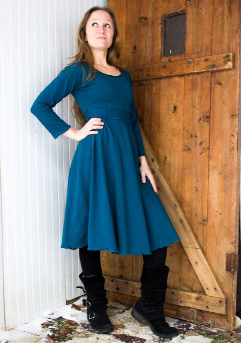 Athena Stretch Hanf Kleid - Bio-Kleidung Auf Bestellung Wählen Sie Ihre Farbe Und Bio-Baumwolle Langarm-Midikleid Mit U-Ausschnitt Athena Stretch Hanf Kleid - Bio-Kleidung Auf Bestellung Wählen Sie Ihre Farbe Und Bio-Baumwolle Langarm-Midikleid Mit U-Ausschnitt von RowanGreyClothing