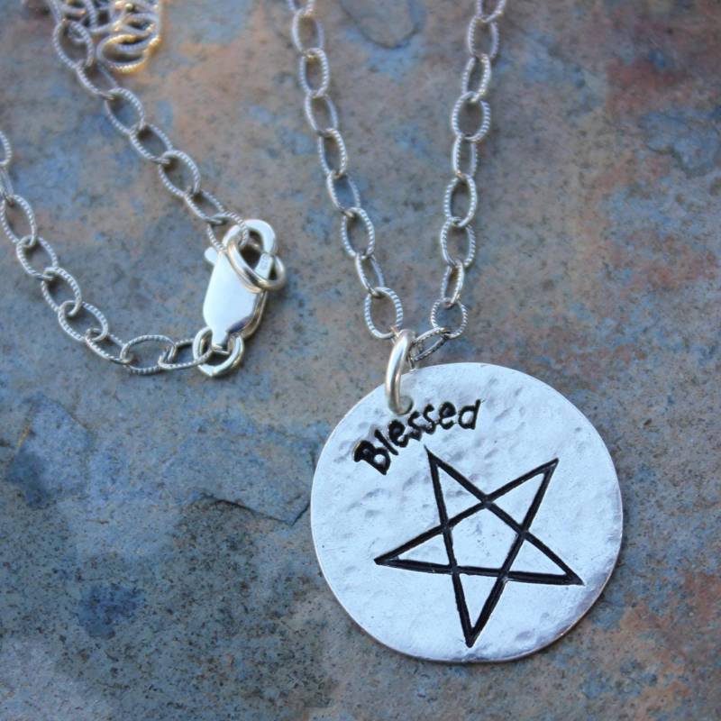 Blessed Be Pentagramm-Halskette - Pentagramm-Schutzamulett Handgemachter Feinsilber-Scheibenanhänger An Einer Sterlingsilberkette von RowanOliviaJewelry