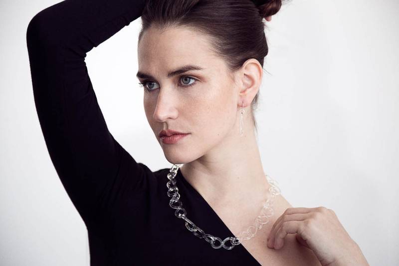 Glas-Anweisung-Achter-Halskette von RoxannSlate