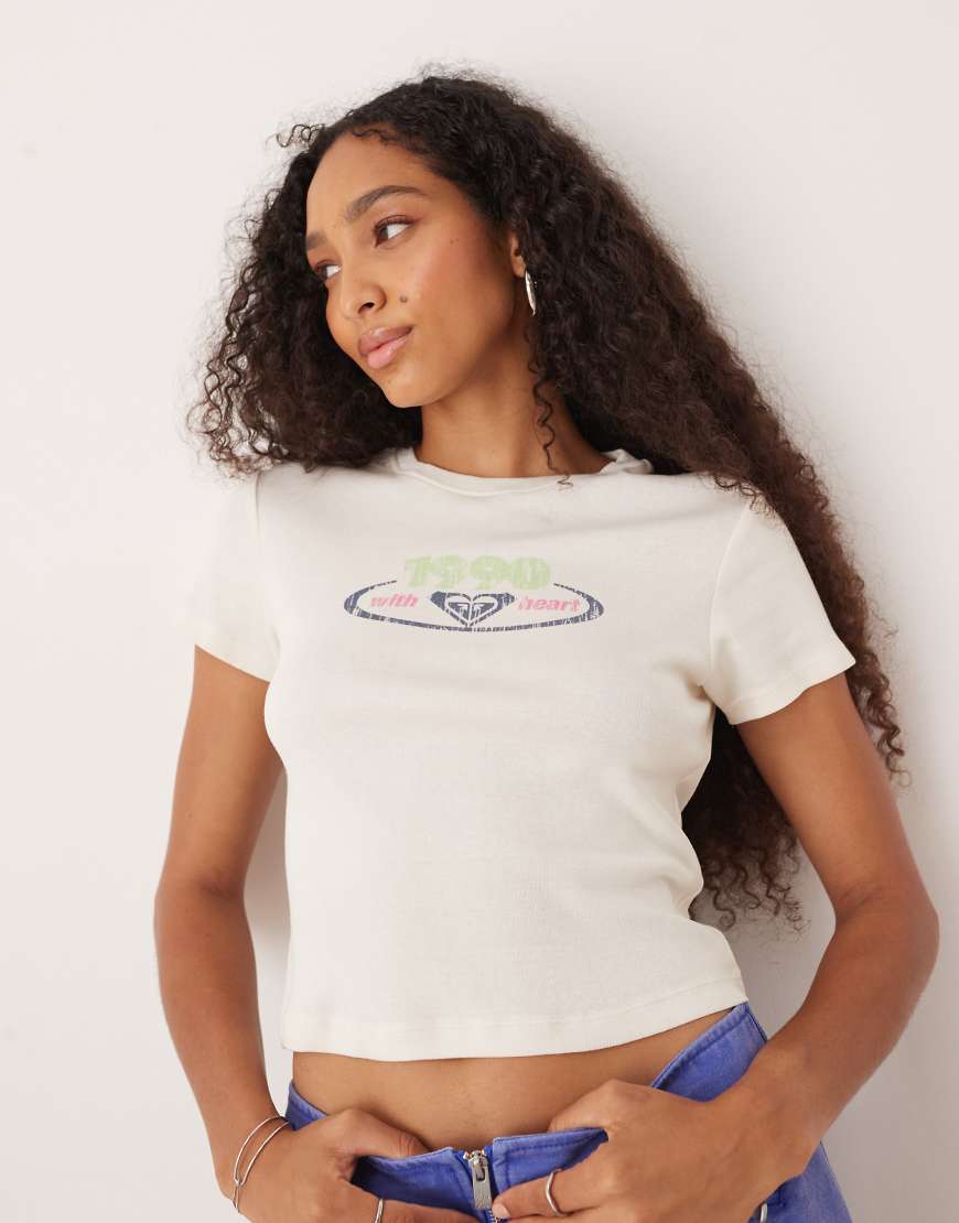 Roxy - Beach Love - Cropped T-Shirt in Reihergrau-Weiß Roxy - Beach Love - Cropped T-Shirt in Reihergrau-Weiß von Roxy
