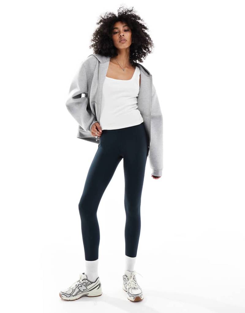 Roxy - Heart Into It - Knöchellange Leggings in Anthrazit-Schwarz von Roxy