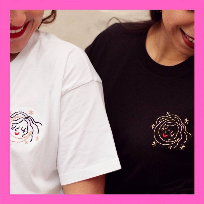 Crop T-Shirt Aus Bestickter Bio-Baumwolle X Falling in Love von RoxyLapassade