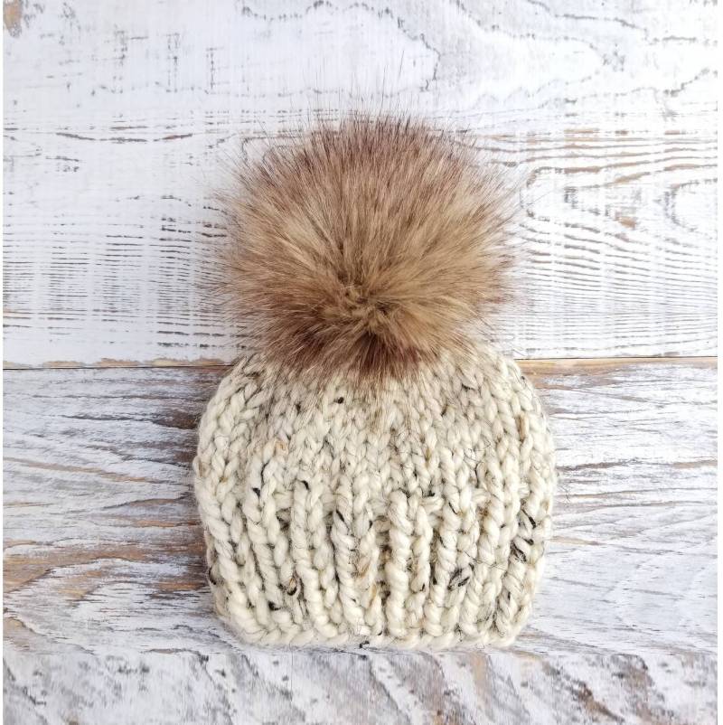 Grobstrick Strickmütze Für Neugeborene Alpaka Wolle Bommel Wintermütze von RoyalCrownHandmade