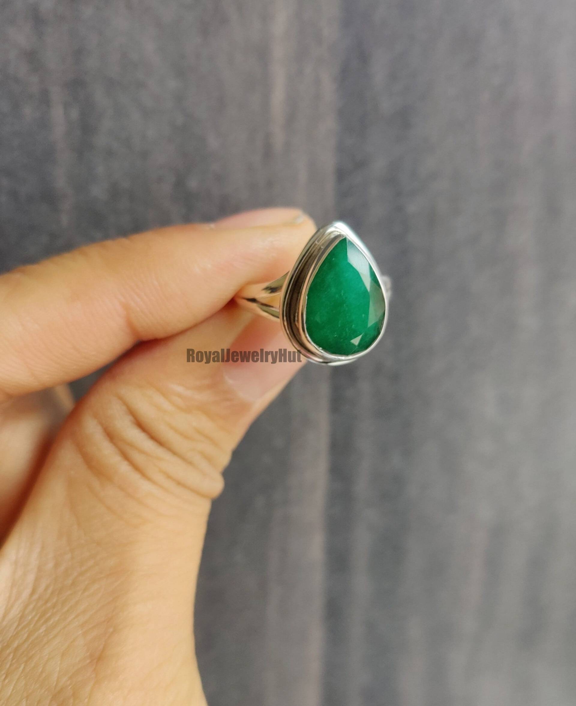 Natürlicher Smaragd Ring, Frauen 925Er Sterling Silber 22K Gold Fill, Statement Stein Birnen Form, Geschenk Ring von RoyalJewelryHut
